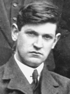 Retrato Michael Collins- By Unknown author - Encyclopædia Britannica, Inc., Public Domain, https://commons.wikimedia.org/w/index.php?curid=39491396