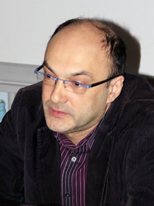 Imagem Oleg Guérmanovitch Rumiántsev - Авторство: Skilpaddle. Собственная работа, CC BY 3.0, https://commons.wikimedia.org/w/index.php?curid=12714448